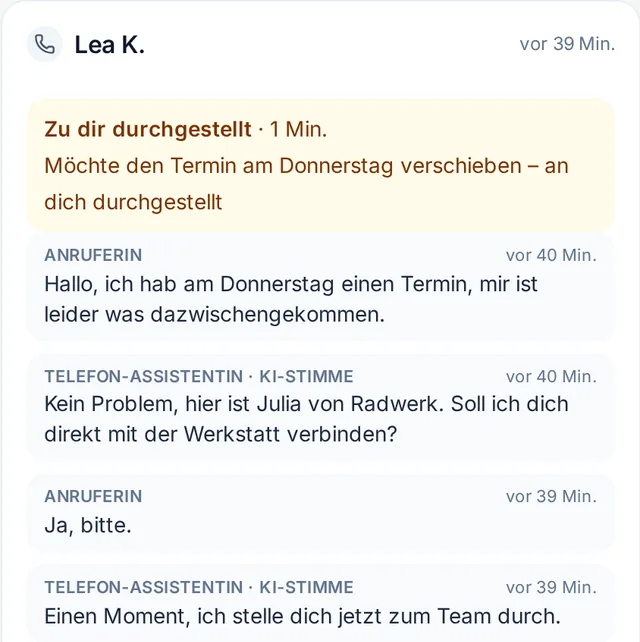 Echte Anruf-Mitschrift im mekyn-Posteingang: Julia stellt zur Inhaberin durch (Beispieldaten)
